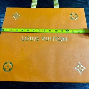 Louis Vuitton holiday shopping / gift bag - Holiday